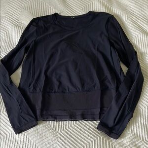 Women's lululemon navy sunntop